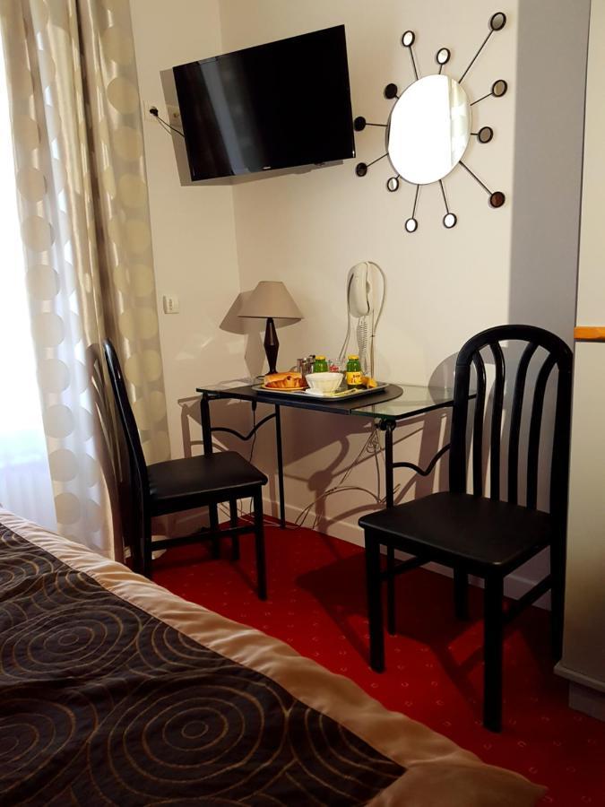 Brit Hotel Essentiel Pontivy Robic מראה חיצוני תמונה